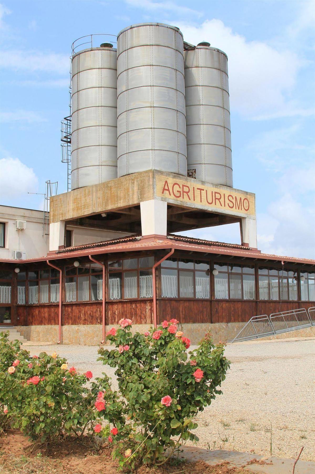 Agriturismo Silos Agri Βίλα San Severo Εξωτερικό φωτογραφία